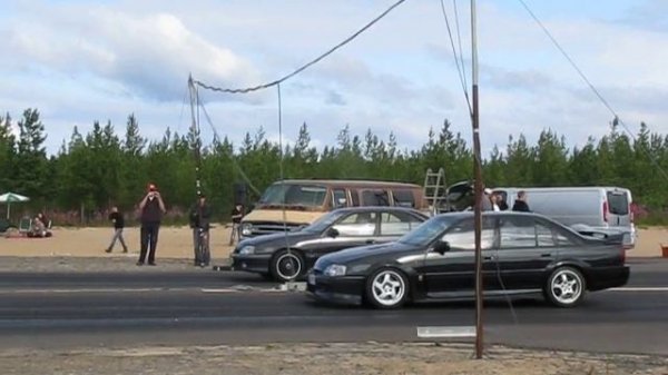 Opel Omega 3000 24v Vs. Lotus Omega 3.6 biturbo