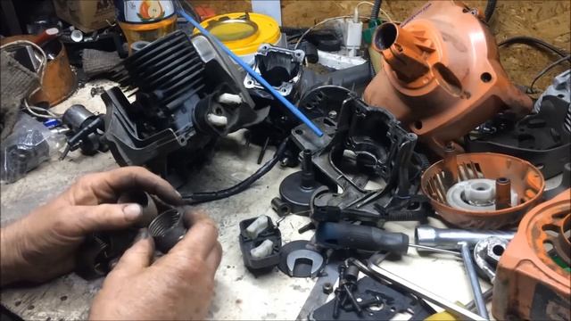 Мото_коса "Хускварна 125R" Ремонт как-то так не очень. смотреть онлайн