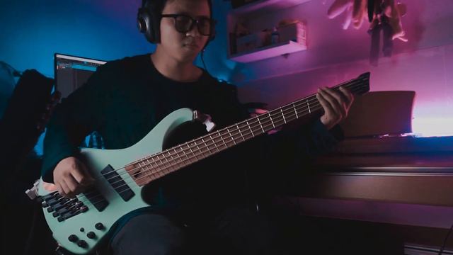 ( BASS COVER ) Architects - "Seeing Red" with Ibanez EHB1005MS смотреть онлайн