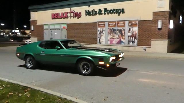 BACK ROAD CLASSICS; Mustang Mach 1 & 1966 Coupe смотреть онлайн