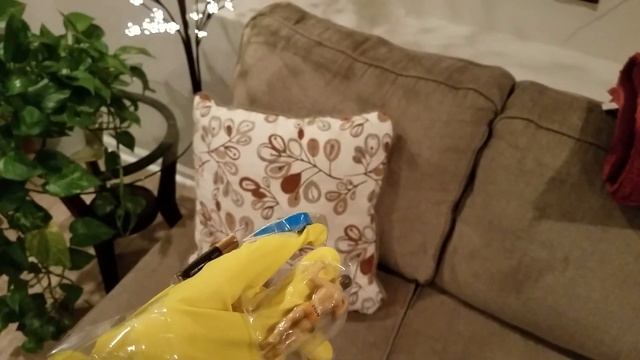 The Discount Thanos Glove смотреть онлайн