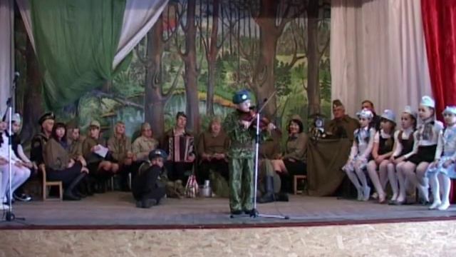 САША ПАВЛОВ  ИСПОЛНЯЕТ НА СКРИПКЕ 