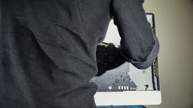 I MAC 27 Retina 2014 Upgrade HDD To SSD & Apple M.2 Flash Storage