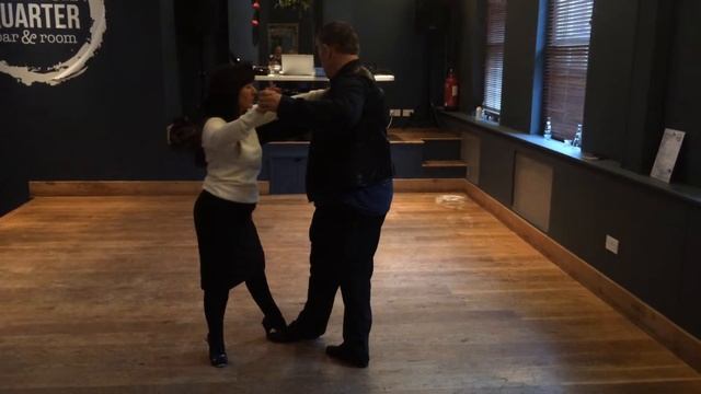 Learn to Salsa, Bachata and Tango in Kent смотреть онлайн