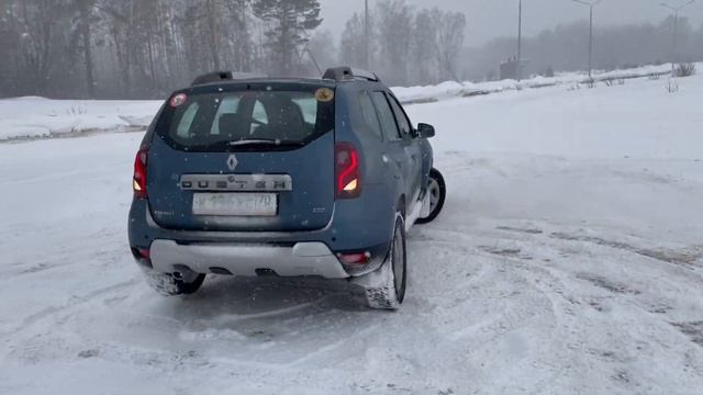 Разворот на ручнике, в ограниченном пространстве. смотреть онлайн