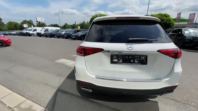 Mercedes Benz GLE 400d 4MATIC смотреть онлайн
