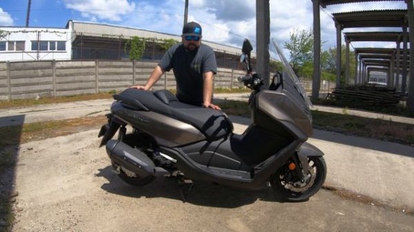 2021 SYM Maxsym 400 Review