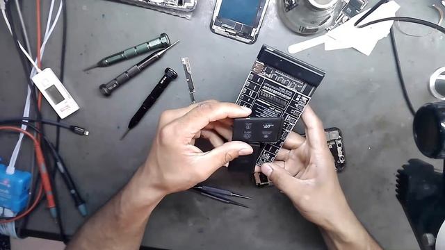 iPhone X note charging не заряжается 26.06.2023 смотреть онлайн