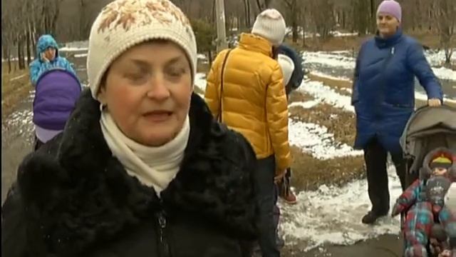 Активисты против строительства объекта Универсиады на месте сквера смотреть онлайн