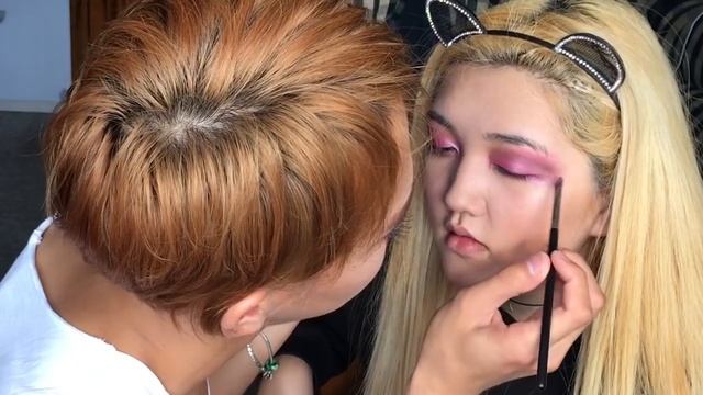 КАК НАКРАСИТЬ СВОЮ ДЕВУШКУ, видео урок макияжа для мужчин смотреть онлайн