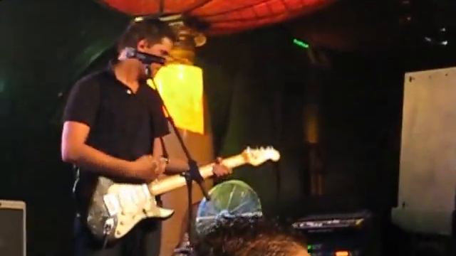 30 euro Live - Amarillo @ Kruisweg 14-06-2006 смотреть онлайн