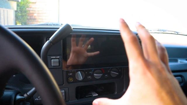 Adding CARPLAY to my OBS Chevy Tahoe! смотреть онлайн