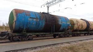 Электровоз 4ЭС5К-004 «Ермак» с наливным поездом.