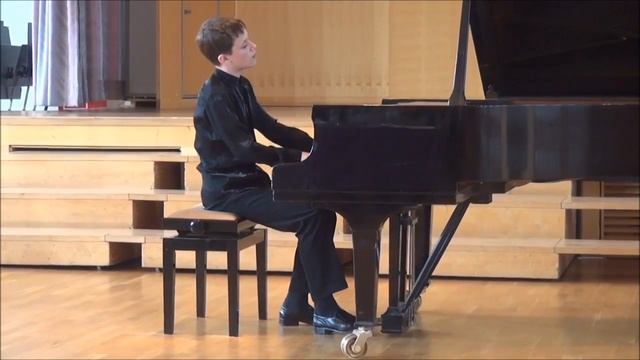 ИЛЬЯ ЛИВШИЦ. Шопен, Мазурка op. 17, №2. смотреть онлайн