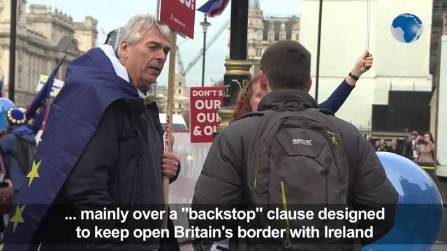 Brits react as PM announces delay to Brexit deal vote смотреть онлайн