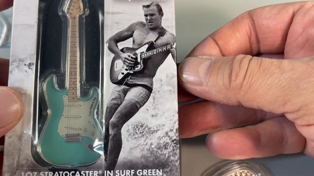 2022 1 oz Silver Fender Guitar Coins 🎸Surf Green and Fiesta Red Stratocasters in .9999 Fine Silver! смотреть онлайн
