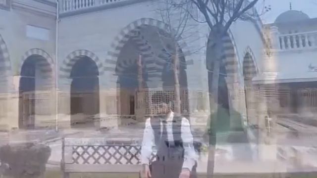 Abdulhamidhan camiinde muhteşem ilahi Gül Ahmede смотреть онлайн