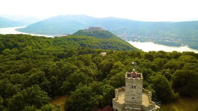 Visegrád Castle / Citadel - Danube Bend in 4K смотреть онлайн