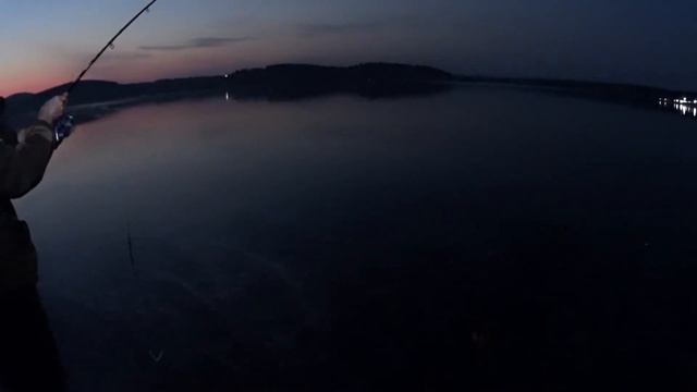 Рыбалка на Леву,отличная погода,рыбку пришлось уговаривать!!!#рыбалканафидер#тагилловит смотреть онлайн