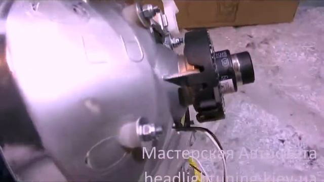 Mitsubishi Outlender XL  установка биксеноновых линз Hella 3R