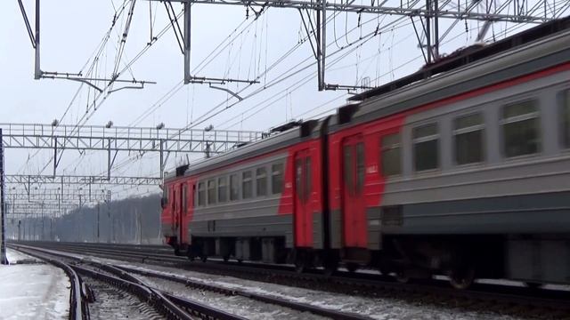"Бывшая электричка из Лобни!" Электропоезд ЭД4М-0345 на Горьковском направлении смотреть онлайн