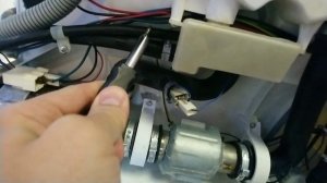 Electrolux ESF 2420 перелив воды.  Протечка.