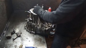 Тойота Королла . Ремонт коробки. Часть 2 .Советую посмотреть .