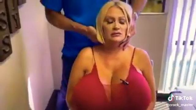 Allegra Cole Huge tits смотреть онлайн