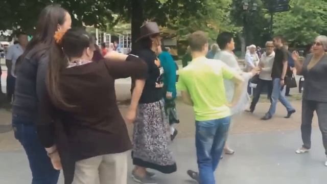 дискотека престарелых - Сокольники смотреть онлайн