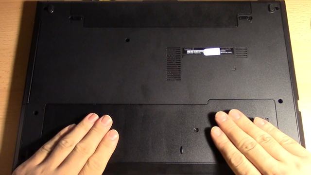 Dell Inspiron 3542 notebook - How to remove back cover | ITFroccs.hu смотреть онлайн