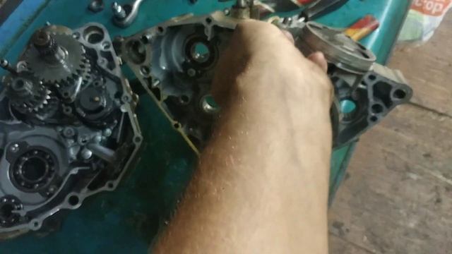 Yamaha YZ250F разборка и сборка двигателя!