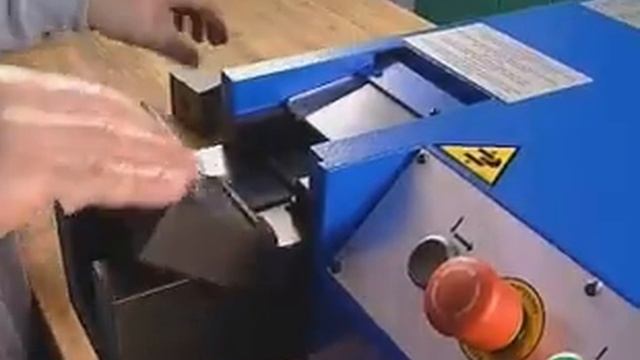 Станок для развальцовки и предварительной сборки UNISPEED USFL01 в работе - развальцовка смотреть онлайн