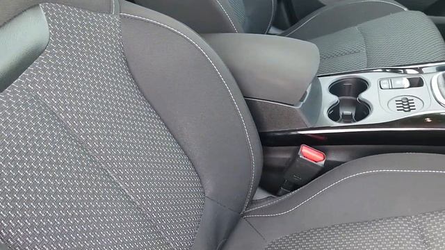 RENAULT KADJAR 1.2 DYNAMIQUE NAV TCE смотреть онлайн