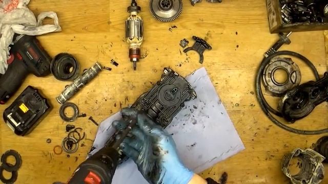 Makita HR4010C assemble. O-rings and connection rod replacement смотреть онлайн