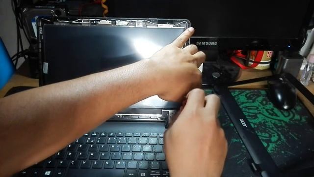 Laptop screen replacement Acer Travelmate B116 Series Screen Replacement смотреть онлайн