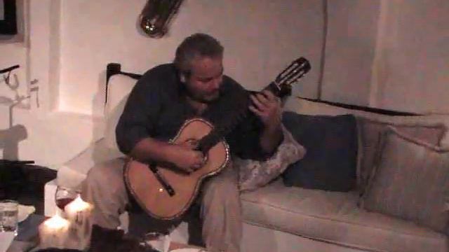 Renato Bellucci plays for Ana Vidovic, Xuefei Yang and Sharon Isbin смотреть онлайн
