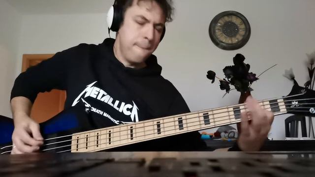 Hammerfall - Hearts On Fire Bass Cover смотреть онлайн
