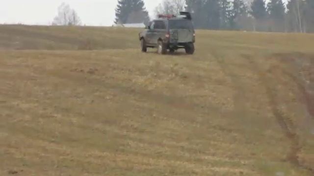 Уаз Патриот Скаут - Мокрое поле смотреть онлайн