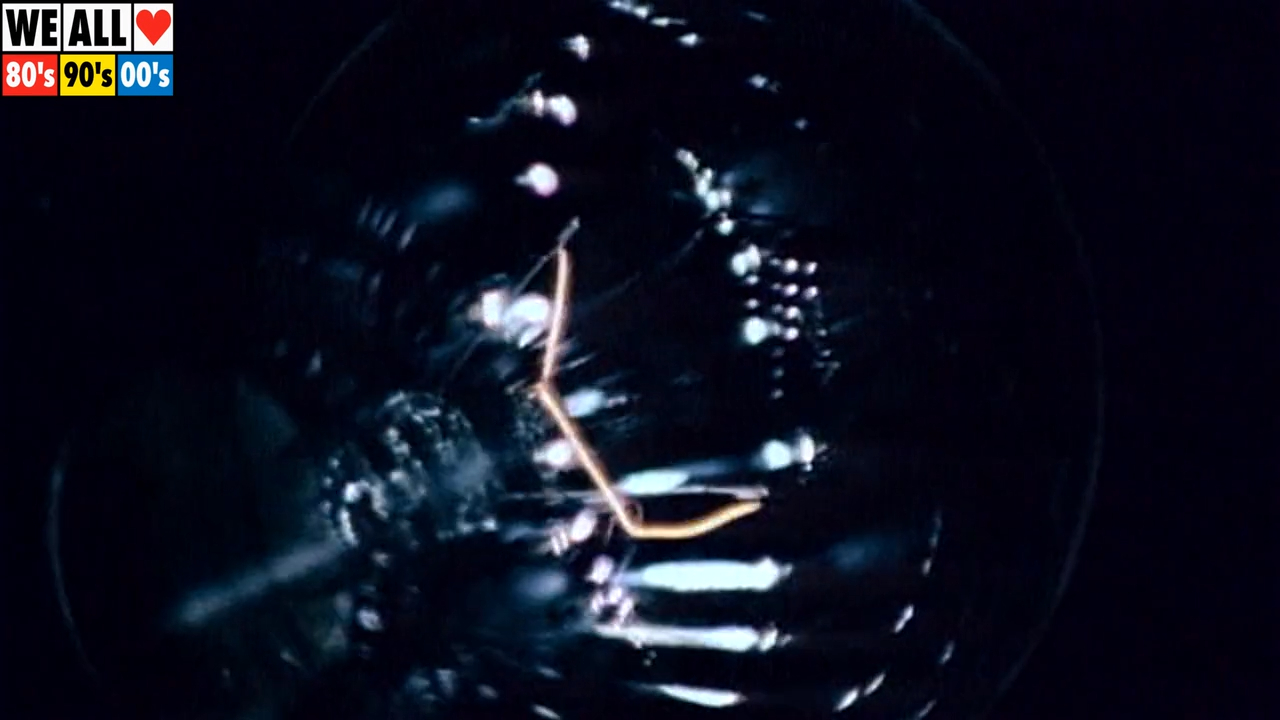 Holly Valance-Kiss Kiss