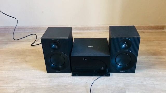 Тест музыкального центра SAMSUNG MM-J320 смотреть онлайн