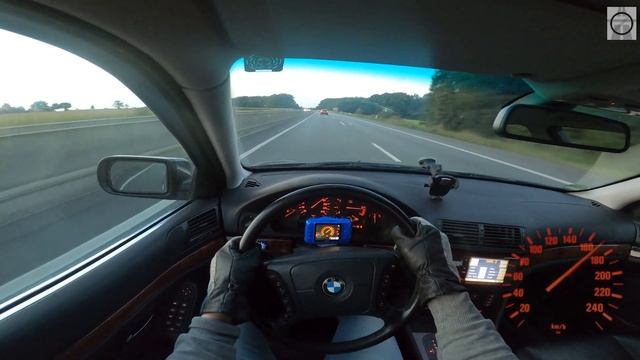 BMW 5 Series 528i E39 / TOP SPEED 235 KM On Sport Mode (4 Speed Gearbox Only) On German Autobahn