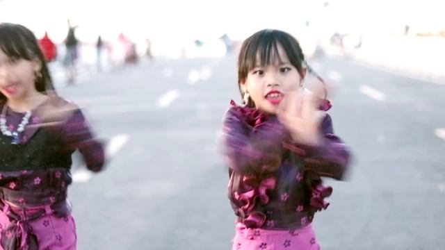 KPOP DANCE IN PUBLIC - BLACKPINK - HOW YOU LIKE THAT - PINK PING смотреть онлайн