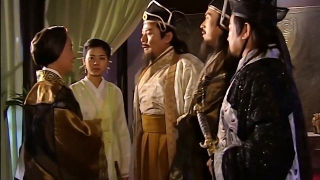 趙敏借周芷若之手，設局陷害明教，引發戰爭 💋 中国电视剧 смотреть онлайн