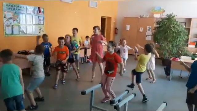 ЛДП "Созвездие", 2 отряд. Видеоролик от вожатых смотреть онлайн