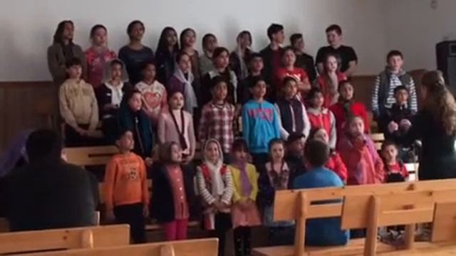 Отачь Молдова - Детский Хор ( Репетиция на Пасху ) смотреть онлайн