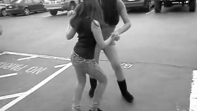 Ani and Marisol dancing bachata. смотреть онлайн