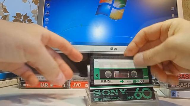 Замена вкладышей у кассет. Вместо старых или исписанных - новые. смотреть онлайн