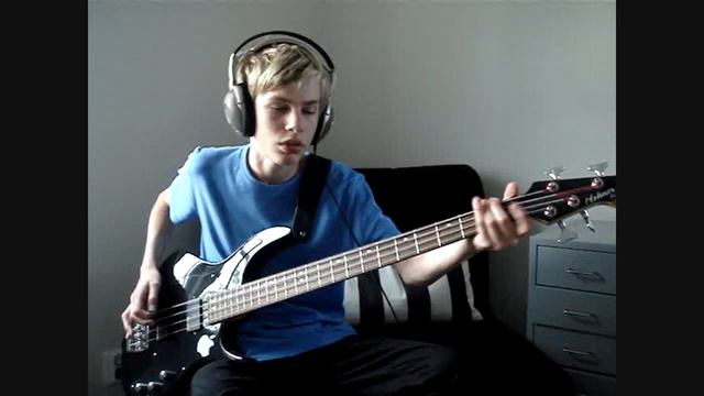 Smells Like Teen Spirit [Bass Tutorial] (WITH TABS) смотреть онлайн