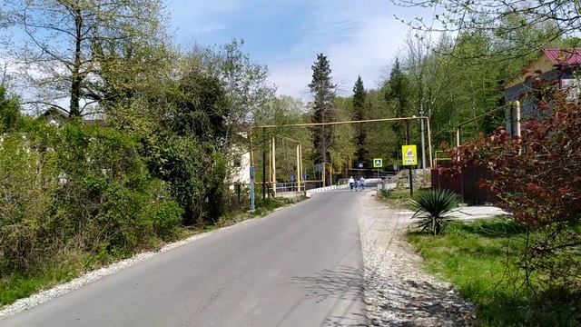 Предлагается к продаже ровный участок в Сочи с доступностью к школе, остановке, морю, центру. смотреть онлайн
