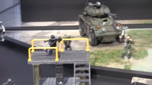 Mega Bloks Call of Duty Product Walkthrough at Toy Fair 2015 смотреть онлайн